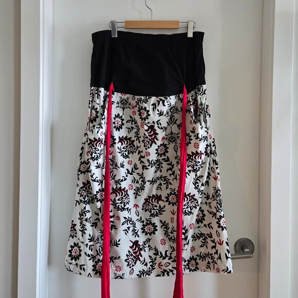 Penningtons Strapless Dress – Black Floral with Dark Pink Sash - Picture 3 of 7